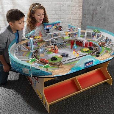 Disney Pixar Cars 3 75-Pieces Florida International Speedway