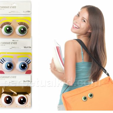 CURIOUS EYES BUTTON SET