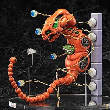 FREEing R-Type: Dobkeratops Figma Action Figure