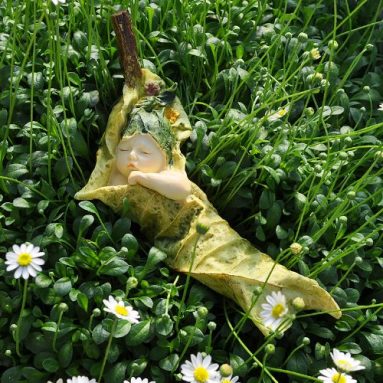 Miniature Fairy Garden Leaf Baby Sleeping