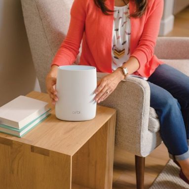 NETGEAR Orbi High-performance AC3000 Tri-band Mesh WiFi System