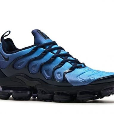 NIKE Men’s Air Vapormax Plus Nylon Running Shoes