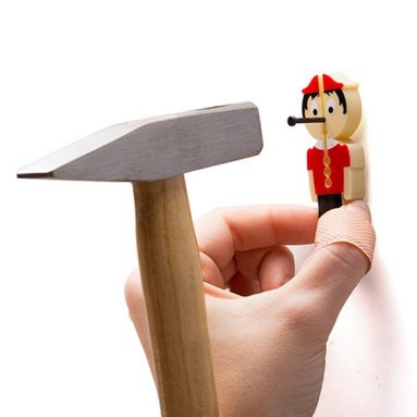 Nail it – Finger saver