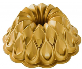 Nordic Ware Crown Bundt Pan