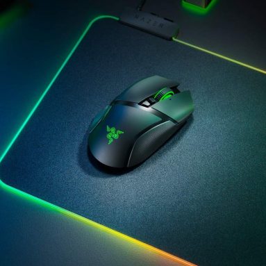 Razer Basilisk Ultimate Hyperspeed Wireless Gaming Mouse