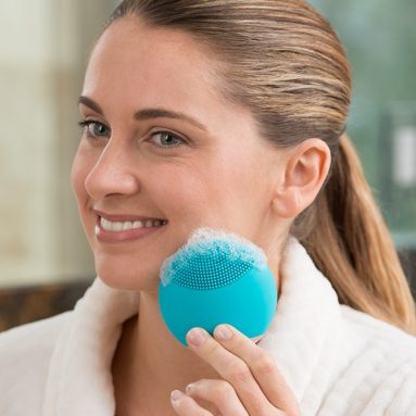 Rechargeable Waterproof Facial Cleaning Device