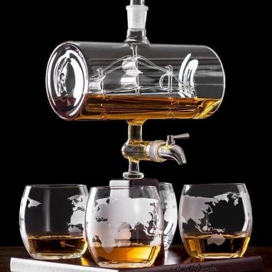 Royal Decanters Sailing Ship – Perfect Gift Set