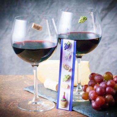 Simply Charmed Wine Accessories Gift Set