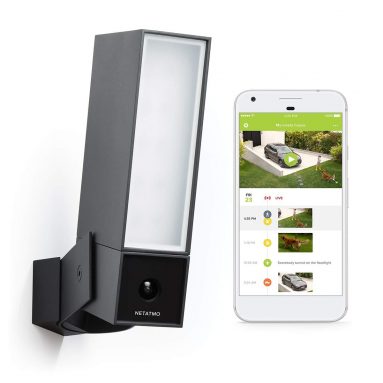 Cyber Monday: Smart Outdoor Security Camera with Integrated floodlight