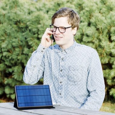 Solar Charger with 13,000 mAh Power Bank