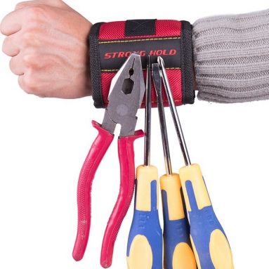 Strong Hold Magnetic Wristband