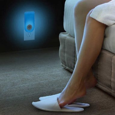 Sunbeam LED Power Failure Night Light with Built-in Blue Motion Sensor and Rechargeable LED Flashlight