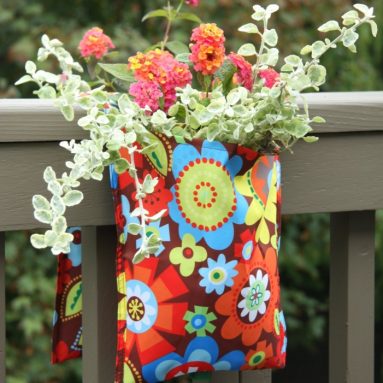 Home Garden Bright Blooms Mail and Rail Planter