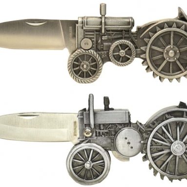 Tractor Collectible Knife Set