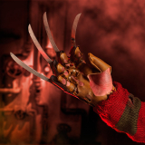 A Nightmare on Elm Street Freddy’s Glove Replica