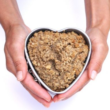 Vanika Non-Stick Heart Shaped Springform Cake Pan