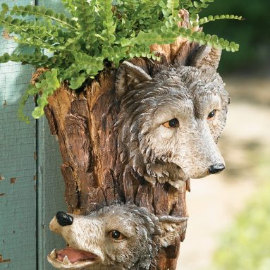 Wolf Outdoor Decorative Sculpted Wall Planter