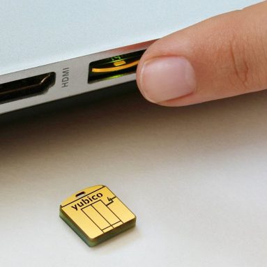 YubiKey 4 Nano