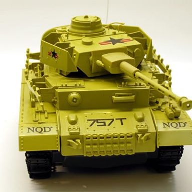 Amphibious Stunt Panzer Striker RC Tank R/C Boat