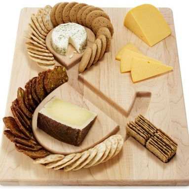cheese crackers serving board