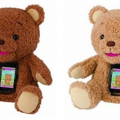 Smartphone-controlled talking bear toy