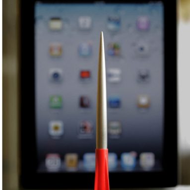 GoSmart Stylus for an iPad and Other Touch Screen Devices