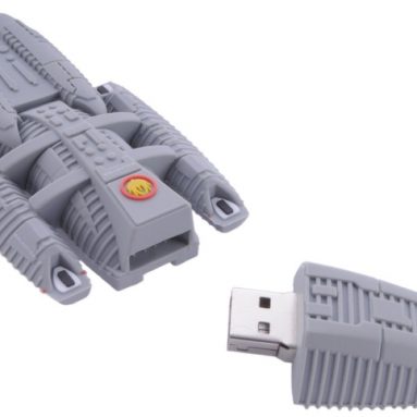 Galactica Scaled Replica BSG75 USB