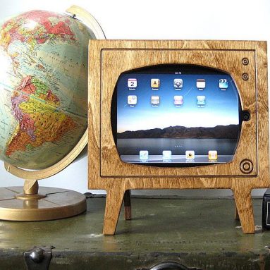 Handmade Natural Wood Retro TV Ipad Dock