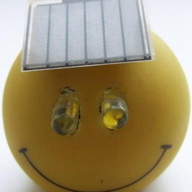 Smiler the solar powered flasher
