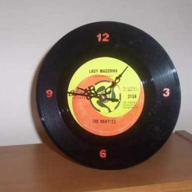 BEATLES Lady Madonna record clock