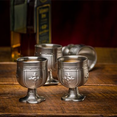 Knight’s Shot Glass Set
