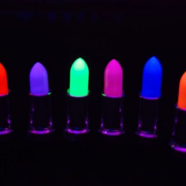 Bright Blacklight Reactive UV Lipstick