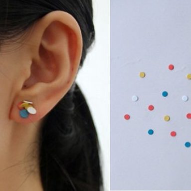 Customizable magnetic jewelry