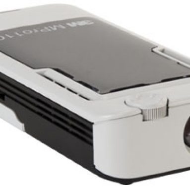 Palm-size portable projector