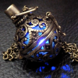 Glow pendant charm