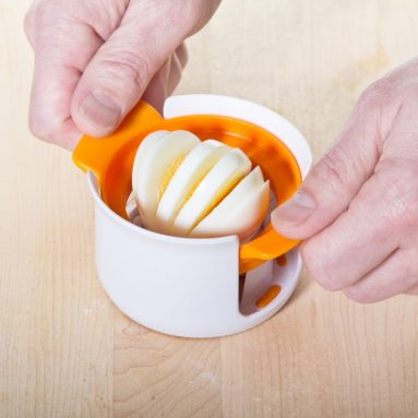 Compact Egg Slicer