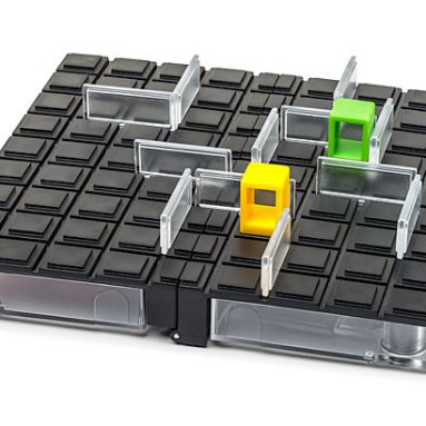 Quoridor Pocket Maze-Forming Travel Game