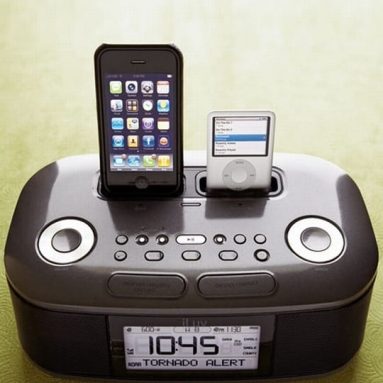 Dual iPod Docking Clock