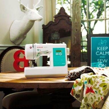 SINGER Stylist Award-Winning 100-Stitch Computerized Sewing Machine with DVD