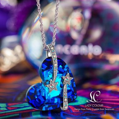 “Venus” Shooting Star Pendant Necklace