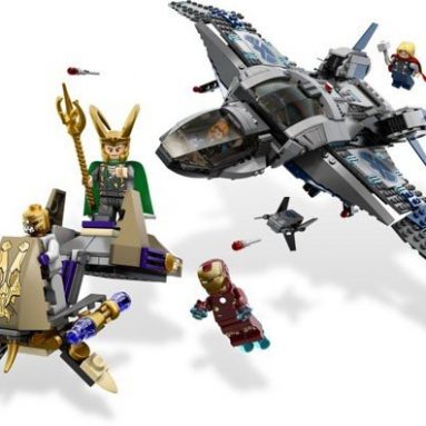 LEGO Quinjet Aerial Battle