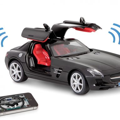 The iPhone Controlled Musical Mercedes SLS